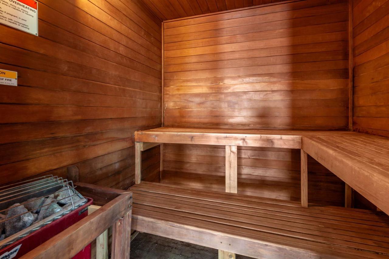 Best Western Plus Sparta Trail Lodge Экстерьер фото