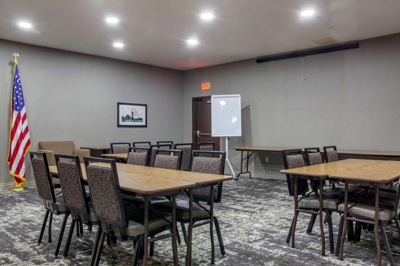 Best Western Plus Sparta Trail Lodge Экстерьер фото
